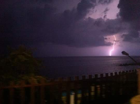 Notte di piogge localmente abbondanti in Calabria...